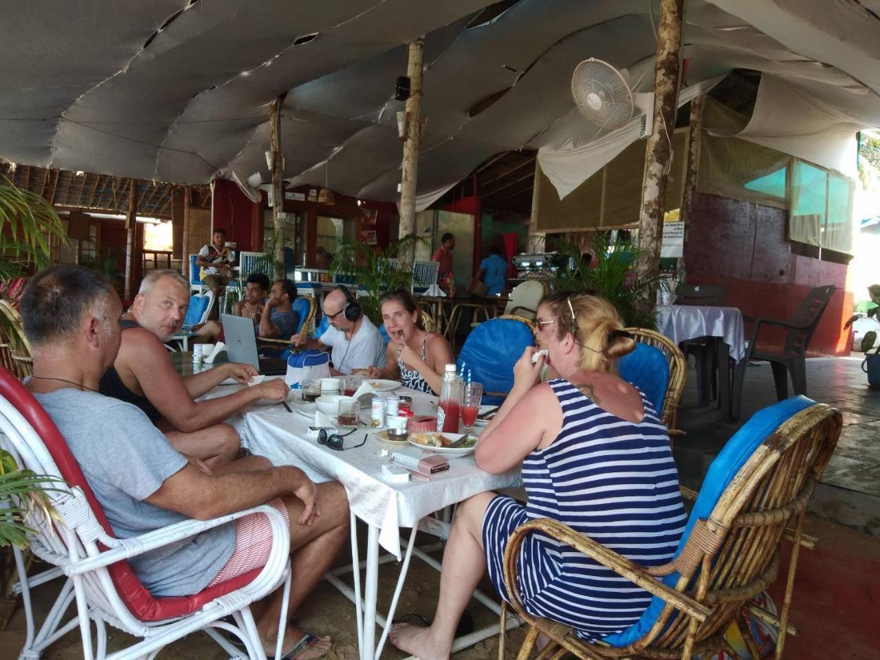 מלון פאלולם Casa Fiesta מראה חיצוני תמונה