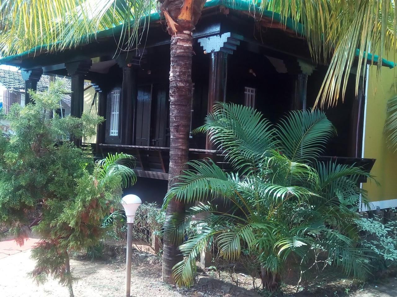 מלון פאלולם Casa Fiesta מראה חיצוני תמונה